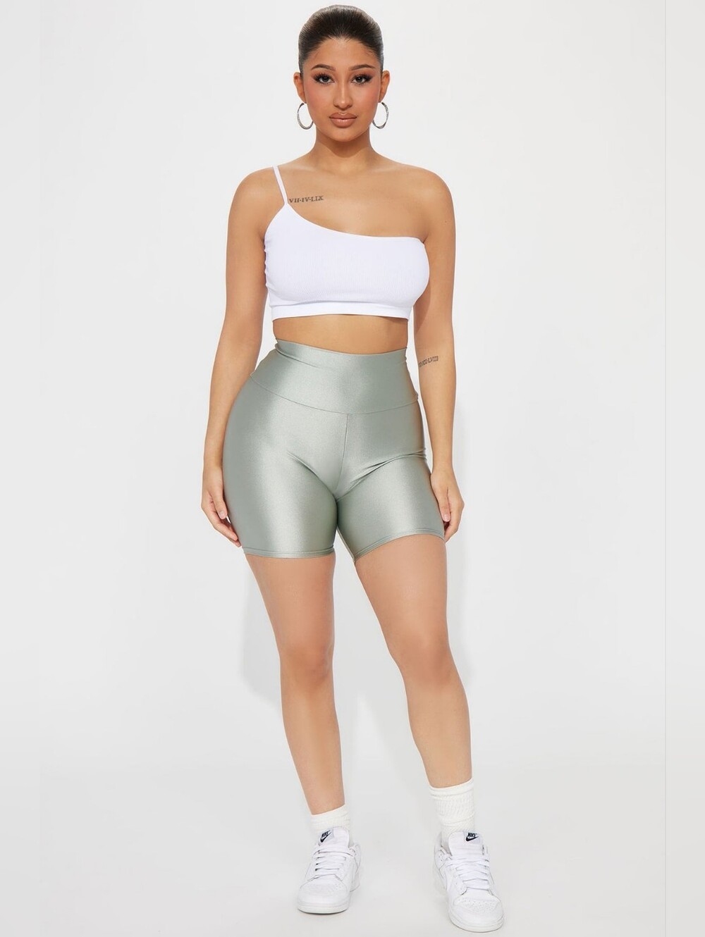 Fashion Nova WORK IT GIRL Metallic Silver High-Waist Bike Shorts SZ Med